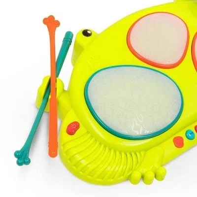 B deals toy drum