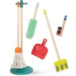 Clean 'n' Play, Wooden Cleaning Toys, B. Toy